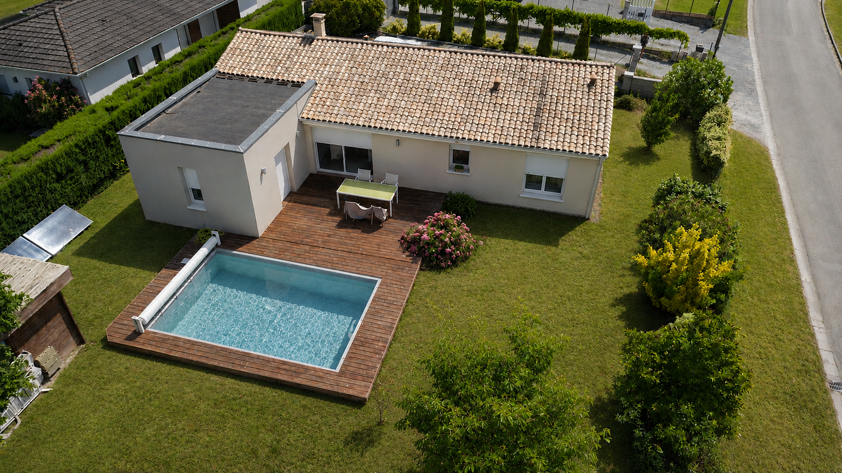 vue drone piscine